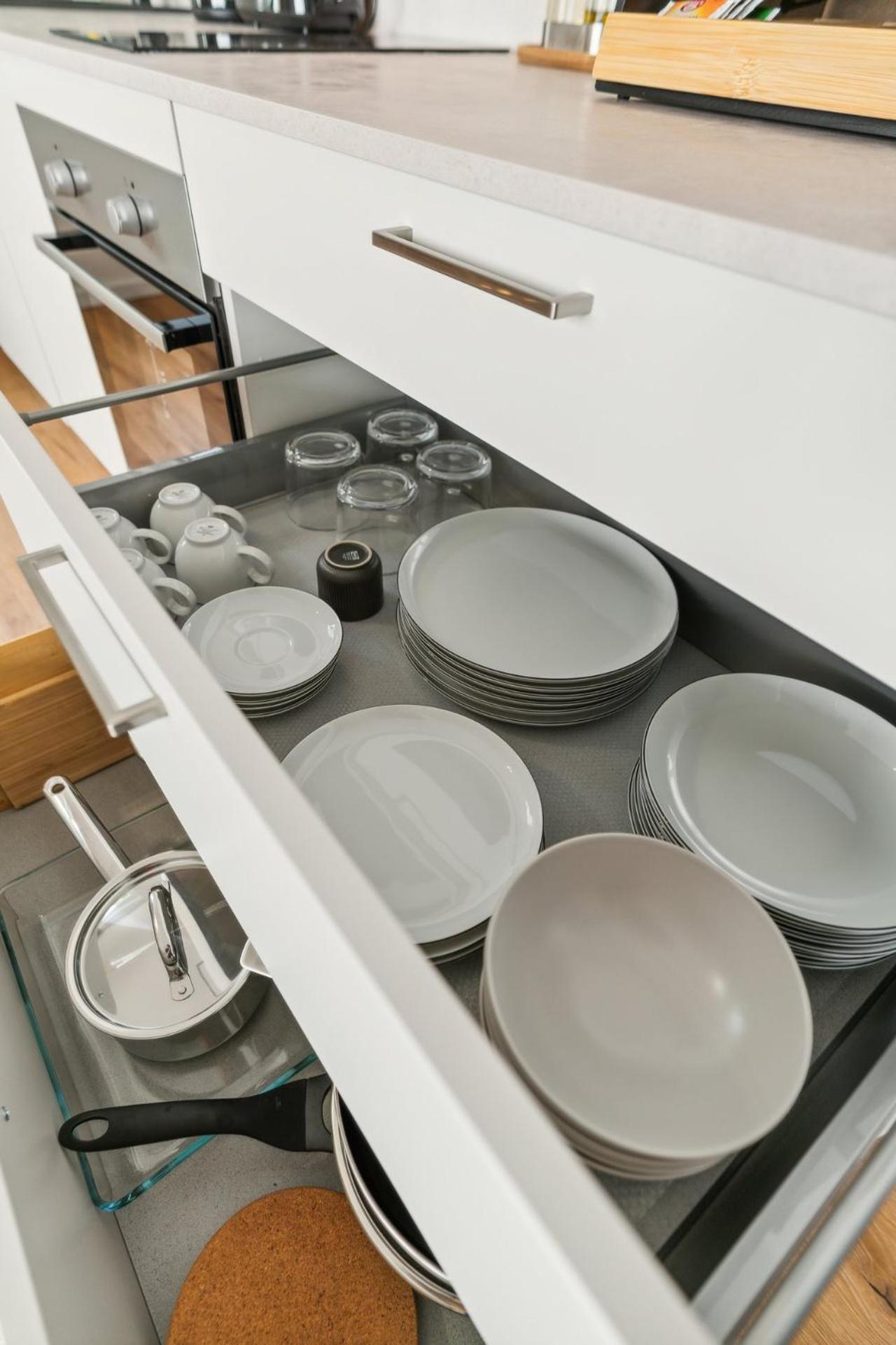Deluxe Apartment In Bielefeld City Mit Parkplatz Und Balkon Luaran gambar